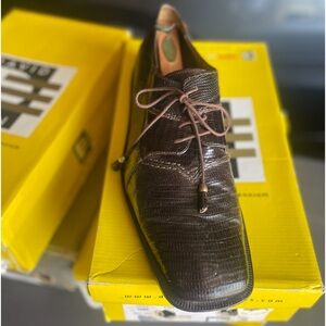 David Eden- men’s shoes size 12
